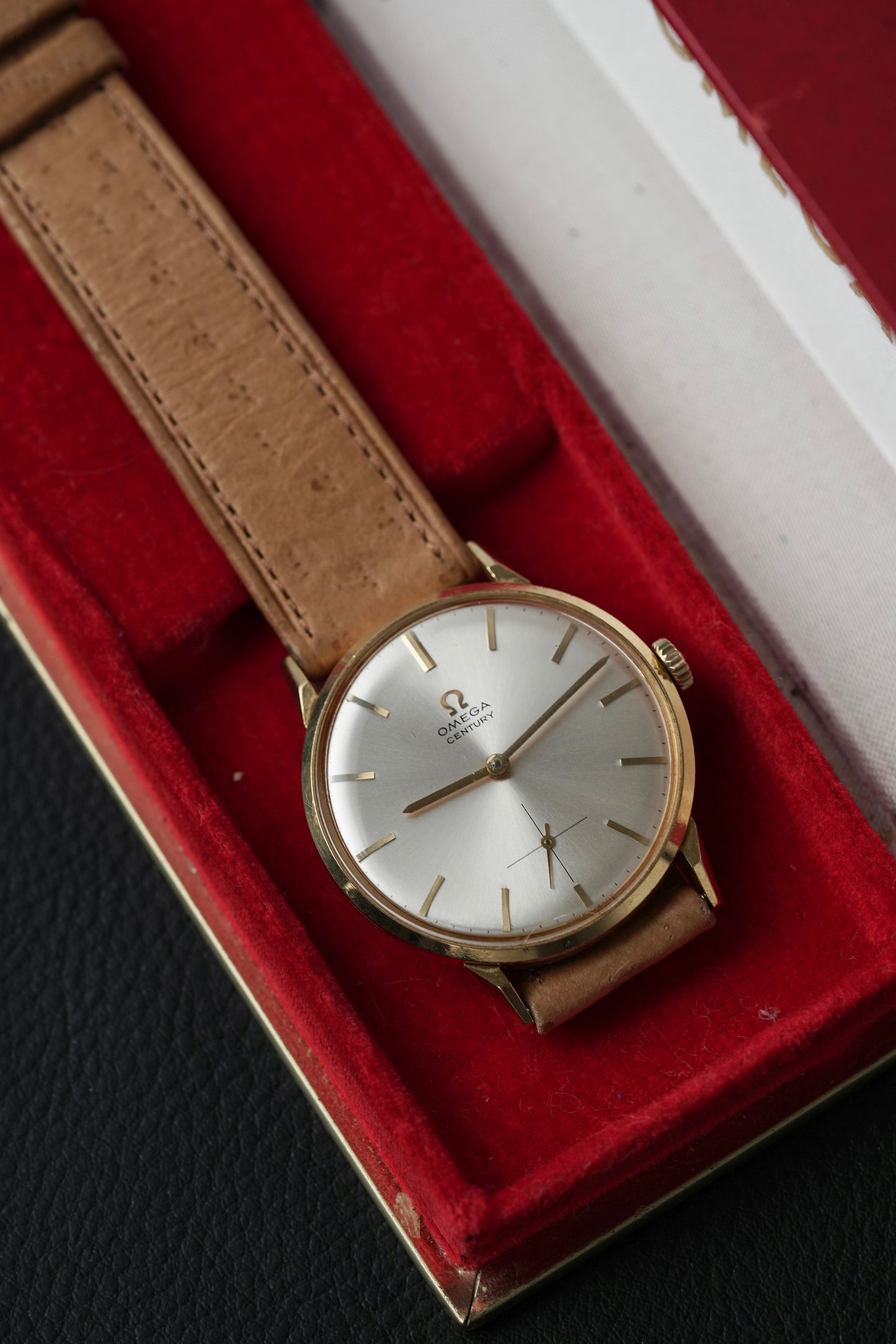 OMEGA CENTURY ORO18KT