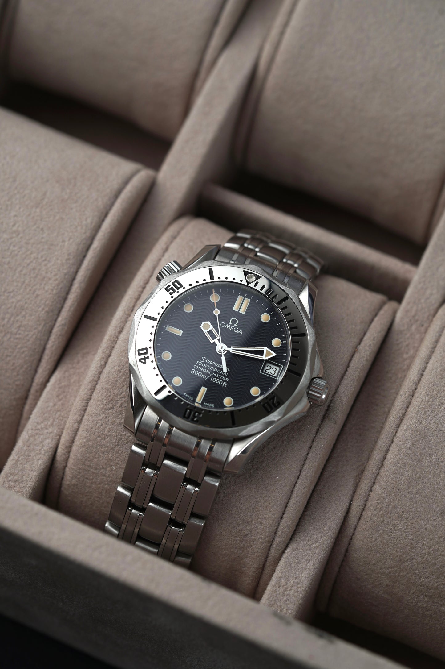 OMEGA SEAMASTER 300