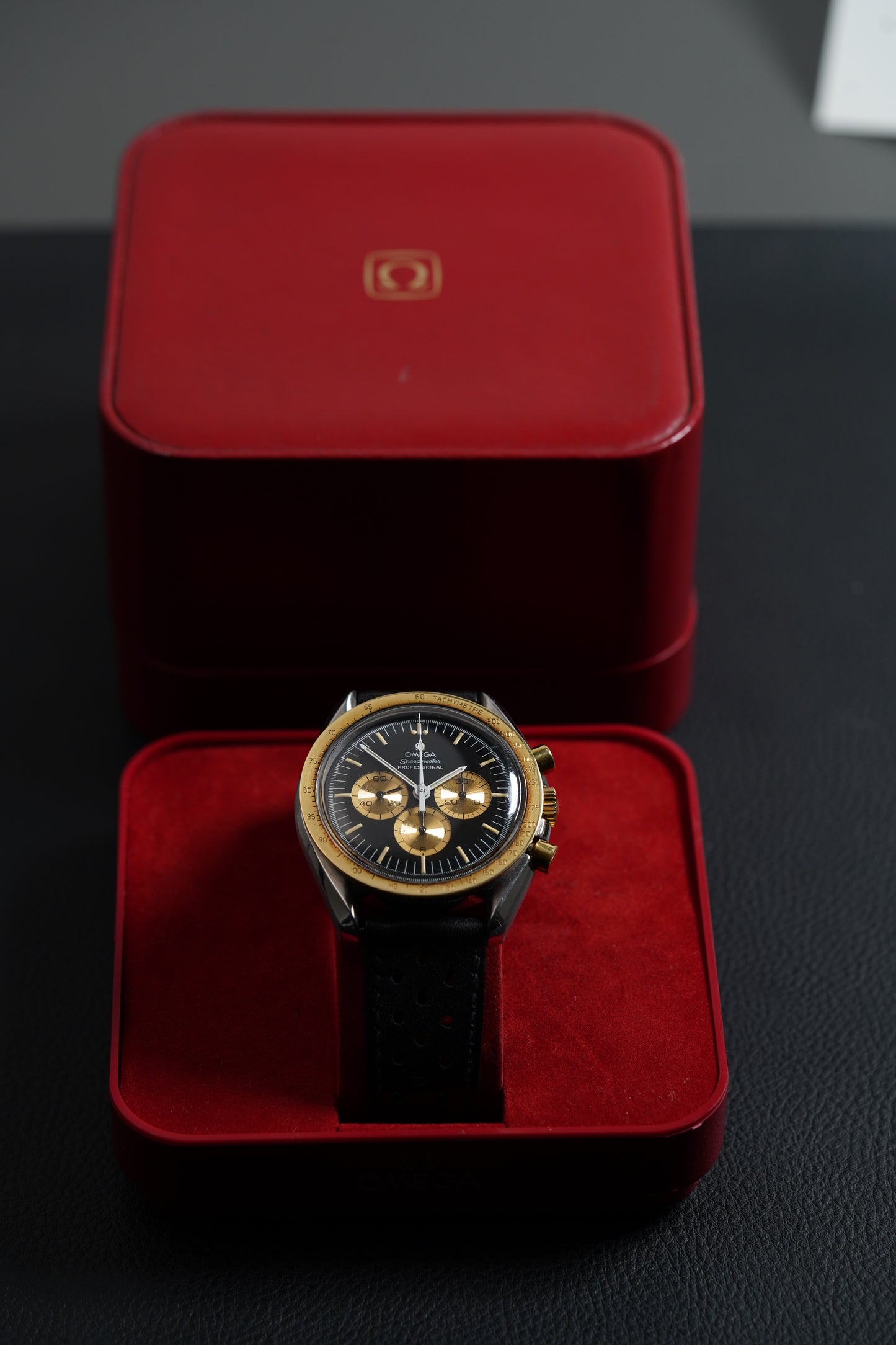 OMEGA SPEEDMASTER