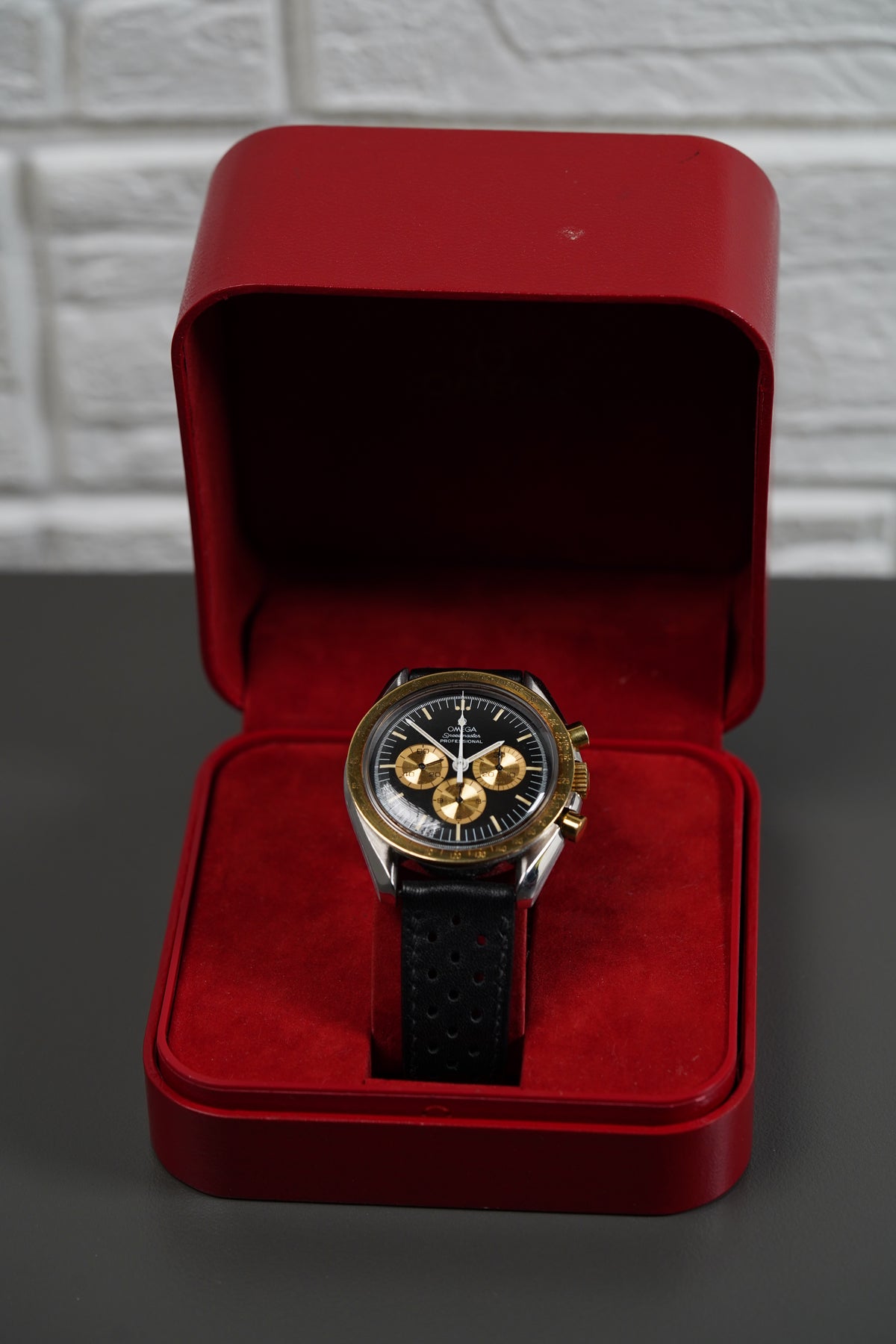 OMEGA SPEEDMASTER SERIE LIMITATA