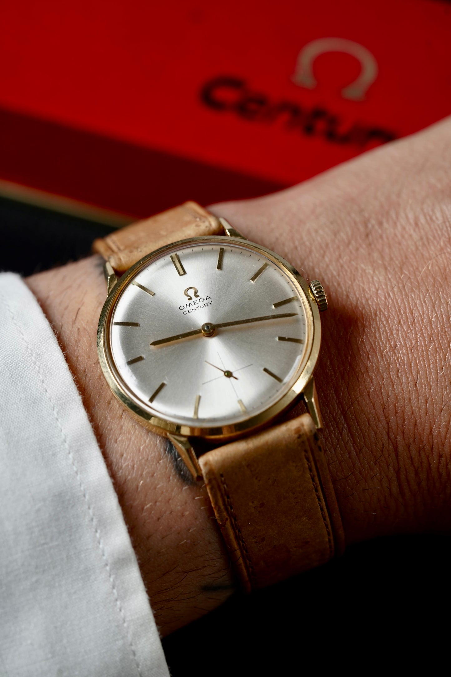 OMEGA CENTURY ORO18KT