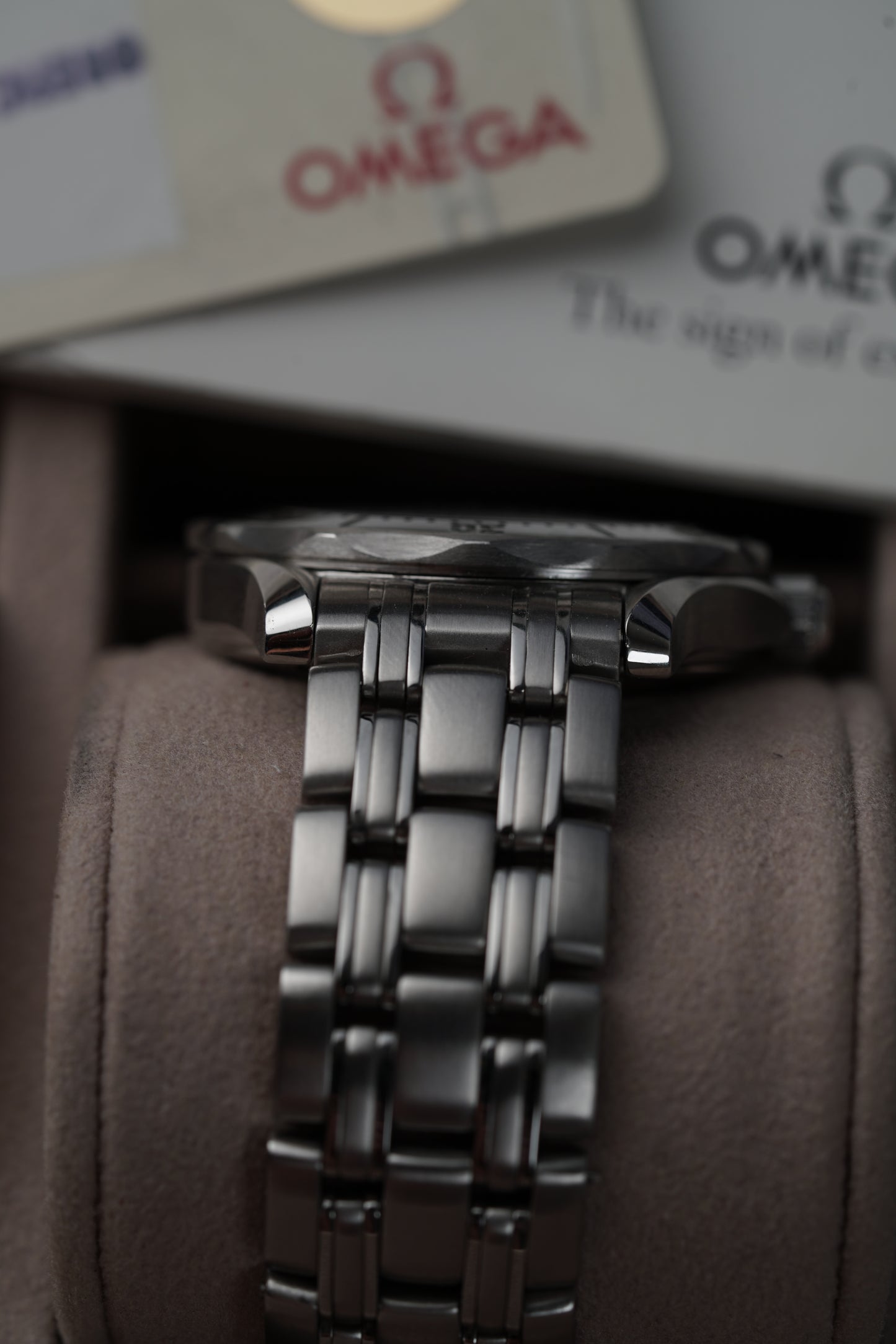 OMEGA SEAMASTER 300